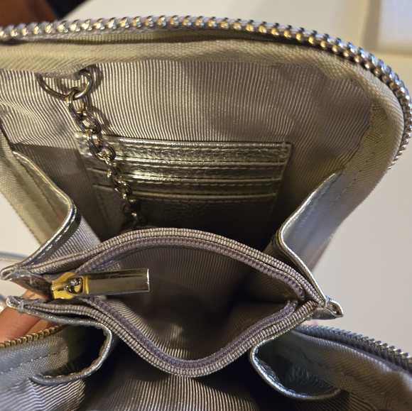 United Arrows (ユナイテッド アローズ) multi use leather phone carrying case,shoulder strap - Picture 8 of 10